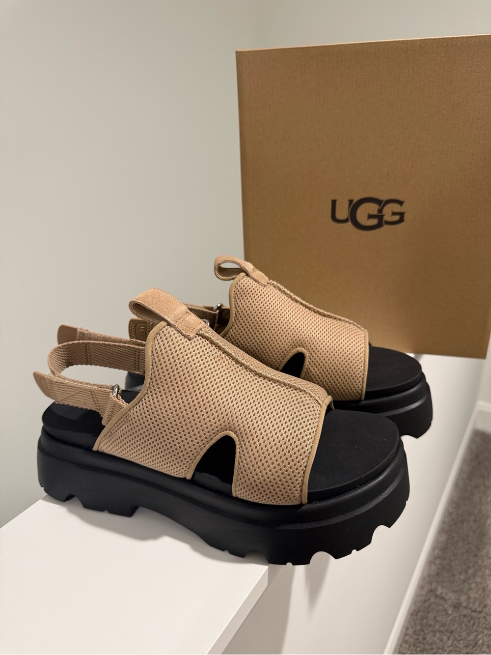 UGG Celeste Women's Tan Platform Slingback Sandals NEW